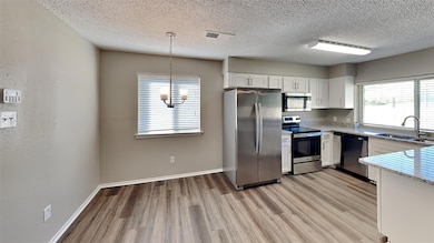 6425 Dorchester Trail, North Richland Hills, TX 76182 - photo 4