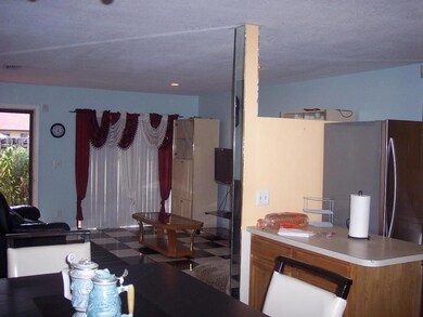 4405 Woodstock Dr unit C, West Palm Beach, FL 33409 - photo 4