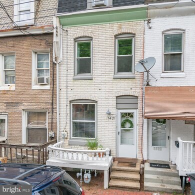 1421 Fairview St, Reading, PA 19602 - photo 2