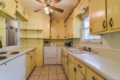 51 Shannon Dr, Asheville, NC 28803 - photo 6