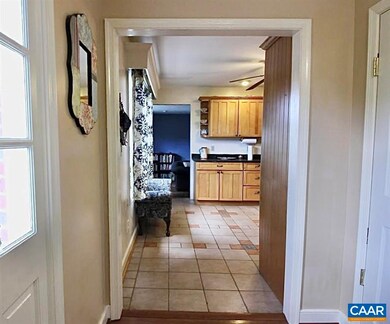 2802 Idlewood Dr, Charlottesville, VA 22901 - photo 2