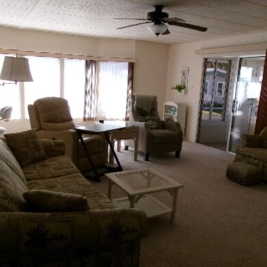 7100 Ulmerton Rd unit Lot 840, Largo, FL 33771 - photo 4