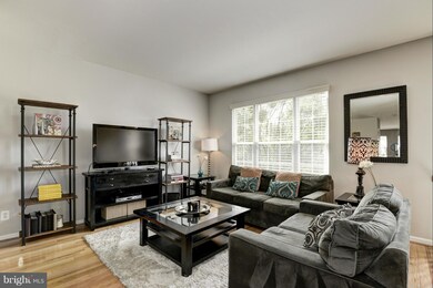 2570 James Madison Cir, Herndon, VA 20171 - photo 5