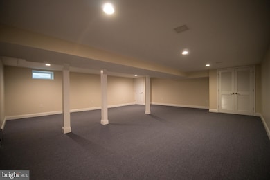 396 S Post Rd, Princeton Junction, NJ 08550 - photo 5