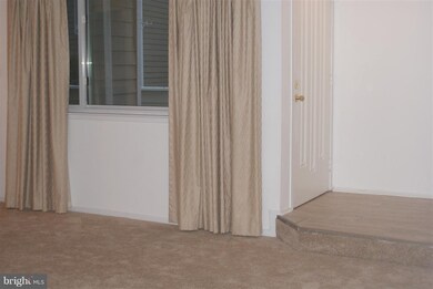 1950A Villaridge Dr unit A, Reston, VA 20191 - photo 5