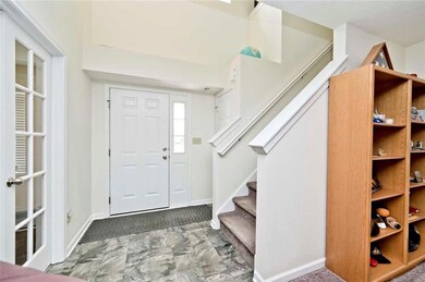 2613 Wildflower Ln, Greenwood, IN 46143 - photo 4