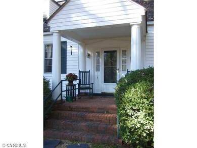 Exterior Front - Let's step inside of this colonia