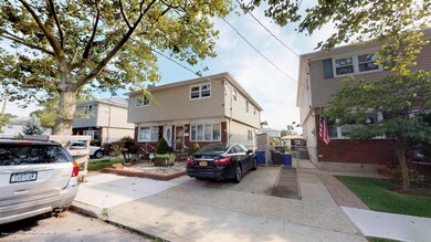 132-Dongan-Hill-Avenue-08052019_084346