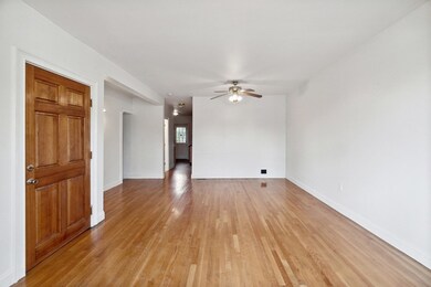 43 Thorndike St unit 1, Boston, MA 02118 - photo 4