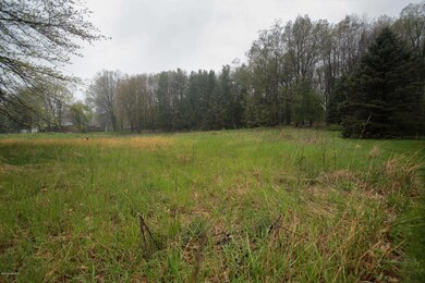 vl next to 15633 kesselwood-101
