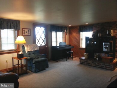 2911 Letterkenny Rd, Chambersburg, PA 17201 - photo 3