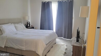 8808 Groffs Mill Dr unit 8808, Owings Mills, MD 21117 - photo 3