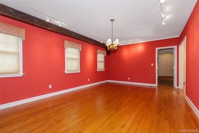 18 Lighthouse Rd, Great Neck, NY 11024 - photo 7