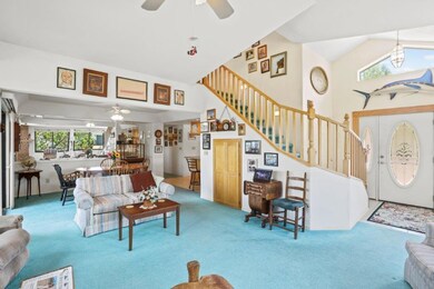 Living Room (2)