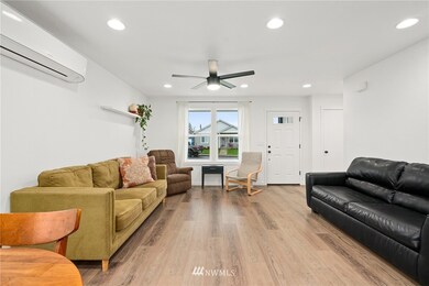 504 Herren Ave, Winlock, WA 98596 - photo 3