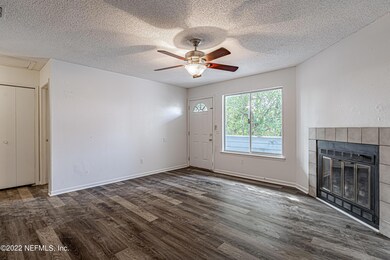 8-Living Room