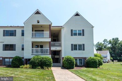 100 Chesterfield Ln unit 202, Stafford, VA 22556 - photo 2