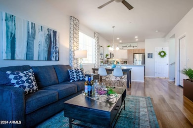 677 E Commonwealth Place unit 3, Chandler, AZ 85225 - photo 6