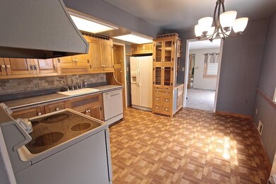 79 S 11th Ave, Beech Grove, IN 46107 - photo 5