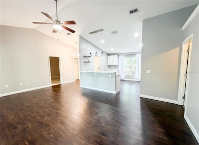 8215 Westmont Terrace Dr, Lakeland, FL 33810 - photo 7