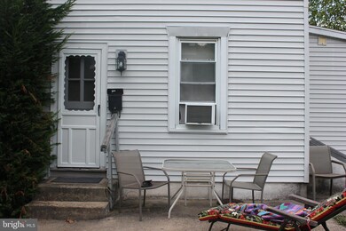 311 E 2nd St, Lansdale, PA 19446 - photo 5