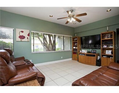 Den/Family/Great Room