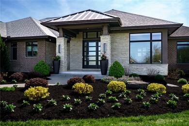 7952 Locust Grove Ct, Springboro, OH 45066 - photo 3