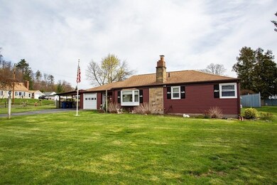 233 Poplar Ave, West Springfield, MA 01089 - photo 3
