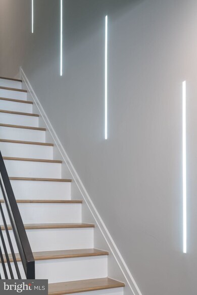 1605 S 21st St, Philadelphia, PA 19145 - photo 6