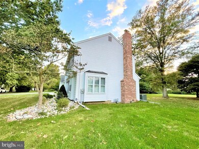 5 Greenfield Dr S, Princeton Junction, NJ 08550 - photo 4