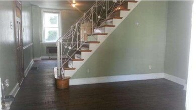 12 4th St, Brookhaven, PA 19015 - photo 2