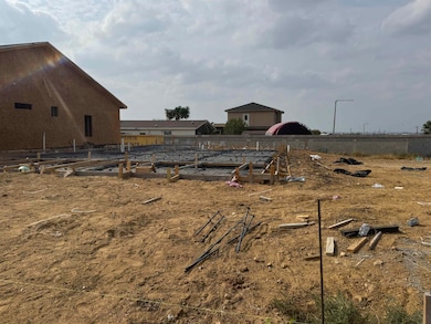 2818 Adamsville Dr, Laredo, TX 78046 - photo 2