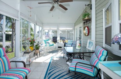 2 926 Wren Cir - Porch 2jpg