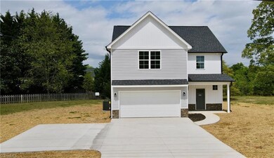 1533 Skeet Club Rd, High Point, NC 27265 - photo 2