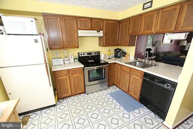 1321 Apple Ridge Ct, Edgewood, MD 21040 - photo 3