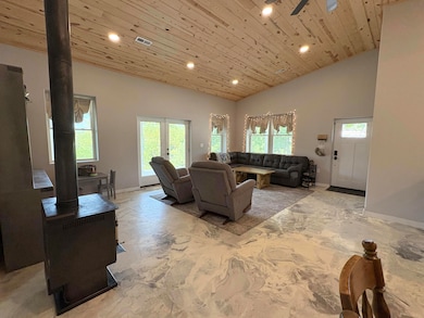 7) 63077-68ca33ea1bf11