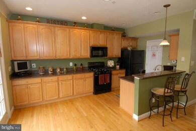 12912 Clarksburg Square Rd, Clarksburg, MD 20871 - photo 4