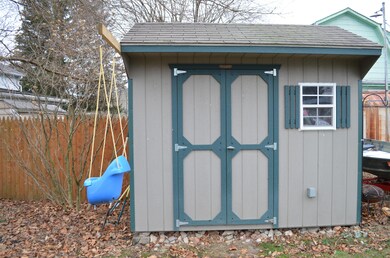 627 Mahoning St, Milton, PA 17847 - photo 6