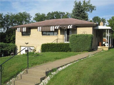 Exterior Front. No thru way street