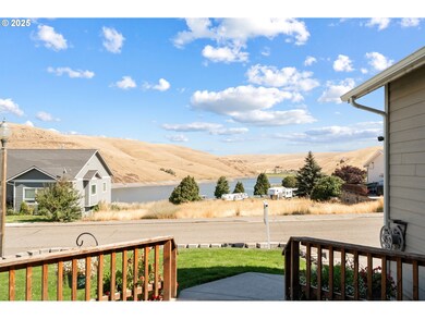 835 Lakeview Ct, Heppner, OR 97836 - photo 3