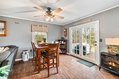 1077 Falls Rd, Shelburne, VT 05482 - photo 4