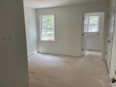 Primary bed with full bath