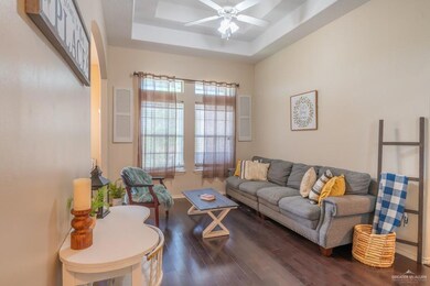 3208 Campanario Cir, Edinburg, TX 78539 - photo 3