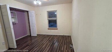 32230 Ruehle Ave, Warren, MI 48093 - photo 6