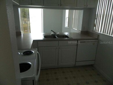 842 Caribbean Dr, Davenport, FL 33897 - photo 4