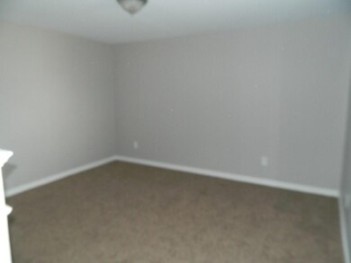 214 S Miami Ave, Sidney, OH 45365 - photo 3