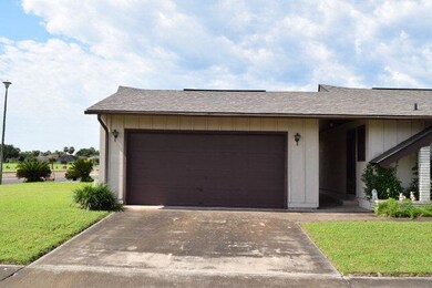 347 Country Club Dr unit Lot 579  PH 3, Alamo, TX 78516 - photo 7