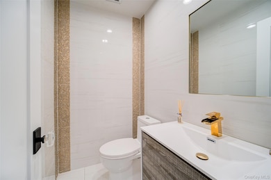 4 Ayr Ct, Airmont, NY 10901 - photo 7