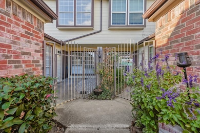 1001 Weston Dr, Garland, TX 75043 - photo 4