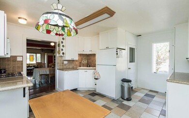 Kitchen2